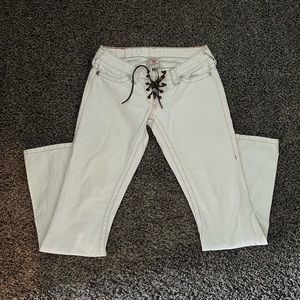 White women’s True Religion Jeans